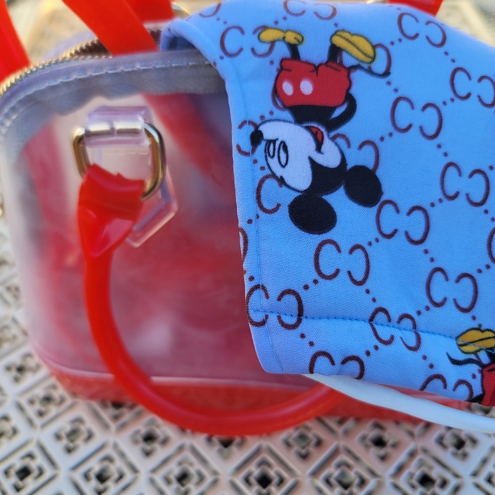 Essentials Bag (MM mask includ.)